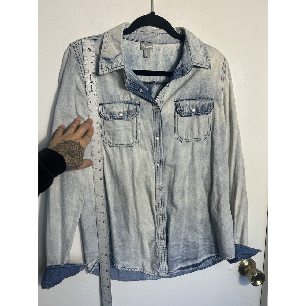 Vanity‎ Acid Wash Denim Western Snap Front Shirt Light Wash 100% Cotton Large - Picture 8 of 11